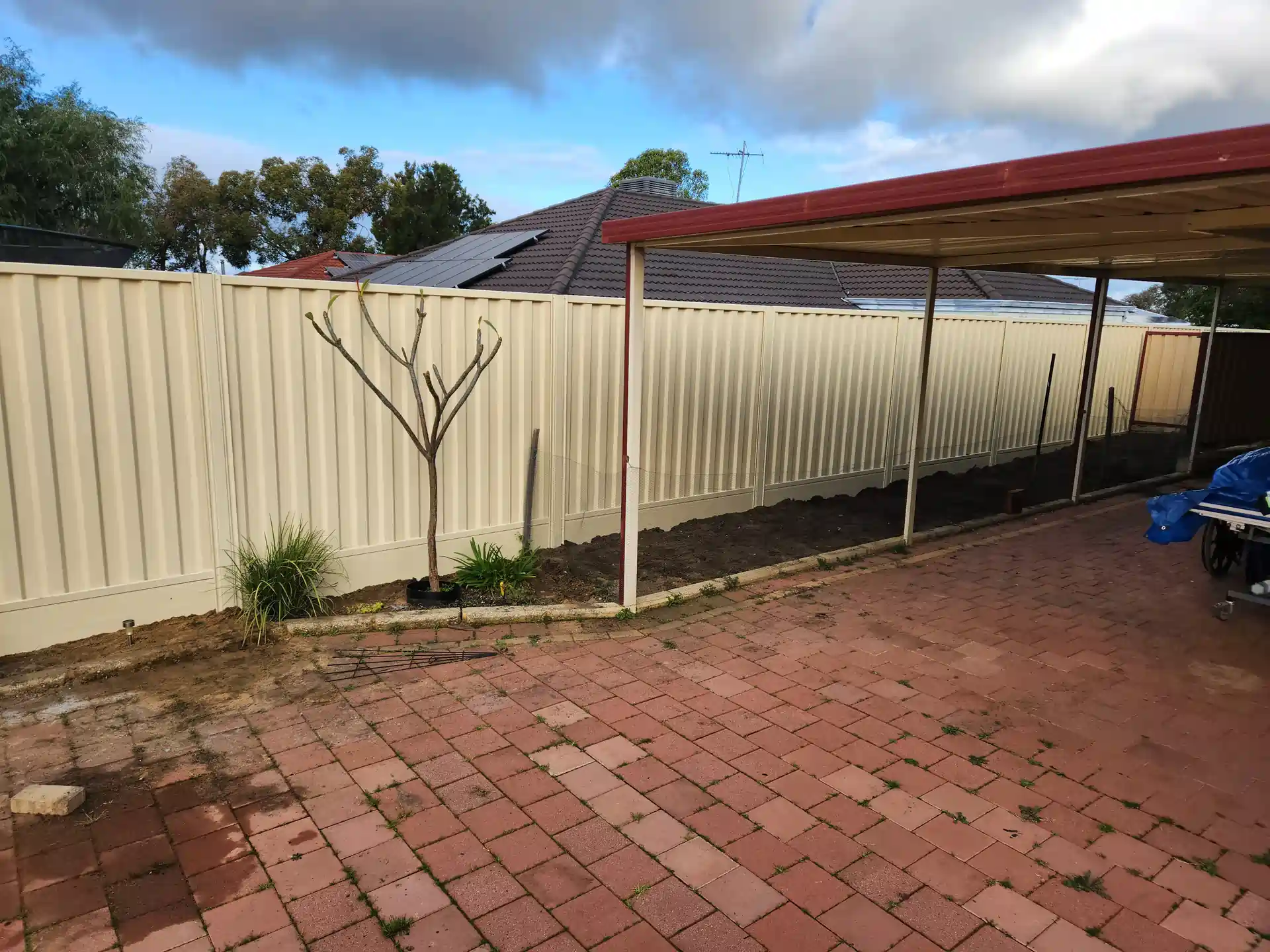 Colorbond fencing installed at a Perth home by South Side Wire