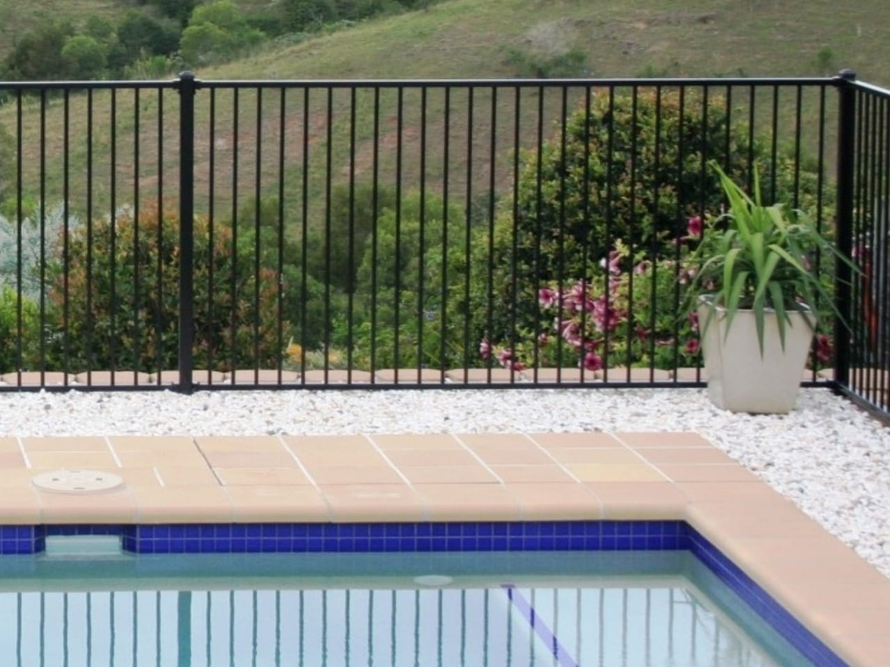 Aluminium Pool Fencing Perth – South Side Wire | South Side Wire | Fencing Contractors Perth Aluminium pool fencing installation in Perth by South Side Wire